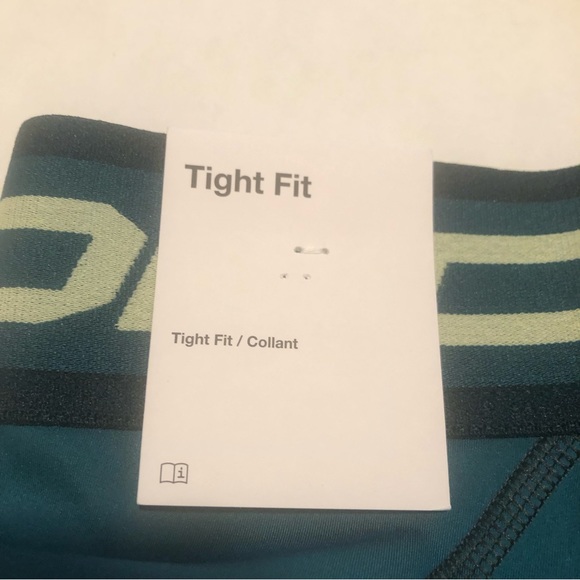 Women Jordan Sport Bike Shorts - Picture 3 of 4